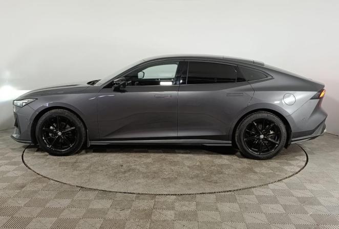 Changan UNI-V I с пробегом 2023 года, цена 2 415 000 рублей, 21103 км, лифтбек, Автокод Объявления