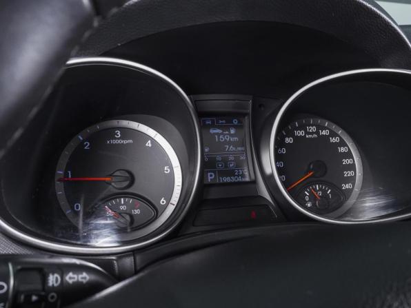 Hyundai Santa Fe III с пробегом 2013 года, цена 1 790 000 рублей, 198304 км, внедорожник, Автокод Объявления
