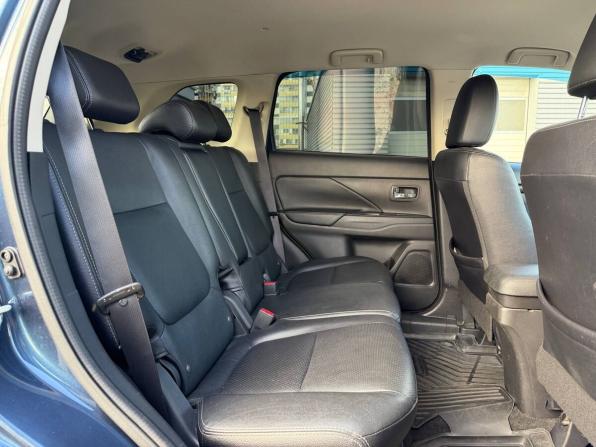 Mitsubishi Outlander III Рестайлинг 2 с пробегом 2017 года, цена 1 665 000 рублей, 161954 км, внедорожник, Автокод Объявления