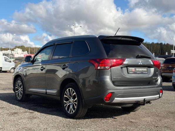 Mitsubishi Outlander III Рестайлинг 2 с пробегом 2015 года, цена 1 575 000 рублей, 159000 км, внедорожник, Автокод Объявления