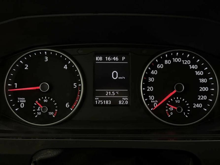Volkswagen Multivan T6 Псков  - изображение 10