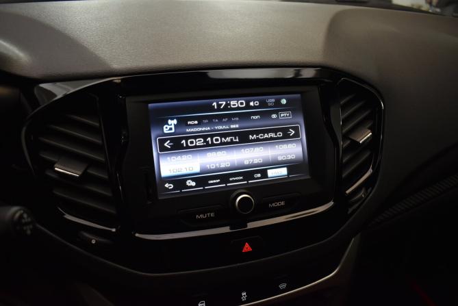 Lada (ВАЗ) Vesta I с пробегом 2019 года, цена 1 200 000 рублей, 101876 км, седан, Автокод Объявления