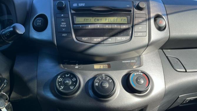 Toyota RAV4 III (XA30) Рестайлинг с пробегом 2010 года, цена 1 170 000 рублей, 236000 км, внедорожник, Автокод Объявления