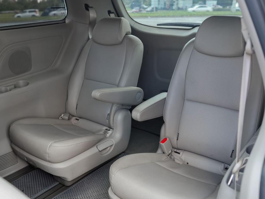 Kia Carnival III Ижевск  - изображение 13