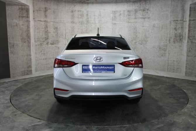 Hyundai Solaris II с пробегом 2019 года, цена 1 435 000 рублей, 96421 км, седан, Автокод Объявления