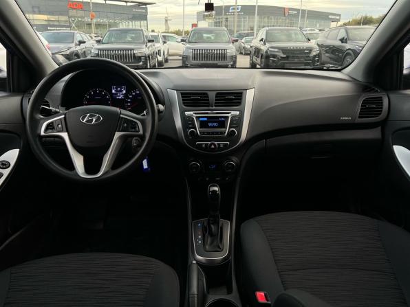 Hyundai Solaris I Рестайлинг с пробегом 2015 года, цена 1 245 000 рублей, 97067 км, седан, Автокод Объявления