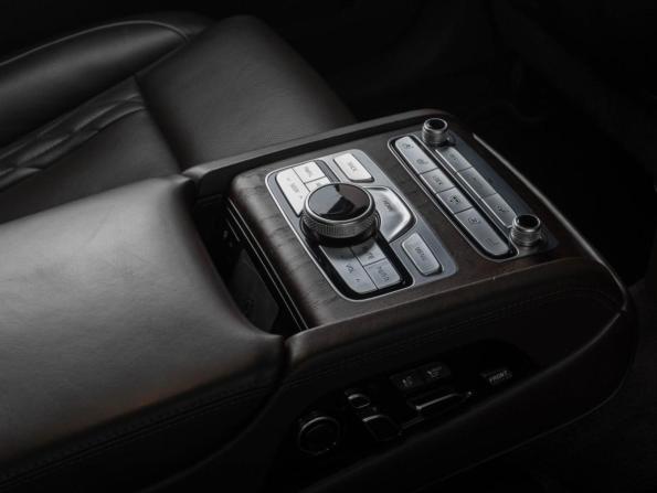 Kia K900 II с пробегом 2019 года, цена 2 699 000 рублей, 186023 км, седан, Автокод Объявления