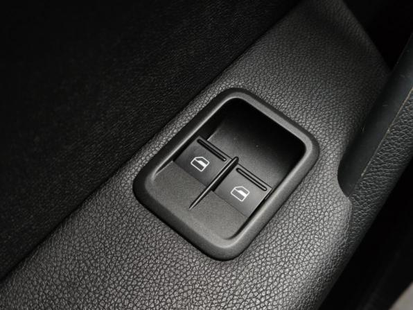 Skoda Yeti I Рестайлинг с пробегом 2016 года, цена 1 200 000 рублей, 124000 км, внедорожник, Автокод Объявления