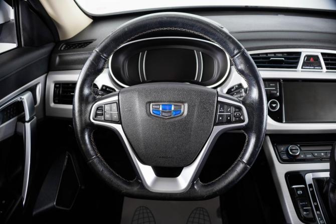 Geely Atlas I с пробегом 2018 года, цена 1 699 000 рублей, 103414 км, внедорожник, Автокод Объявления
