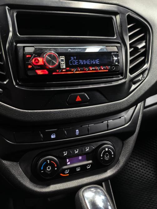 Lada (ВАЗ) Vesta I Санкт-Петербург  - изображение 13