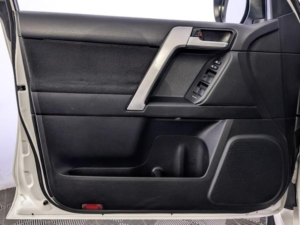 Toyota Land Cruiser Prado 150 Series Рестайлинг 3 с пробегом 2021 года, цена 6 990 000 рублей, 85091 км, внедорожник, Автокод Объявления