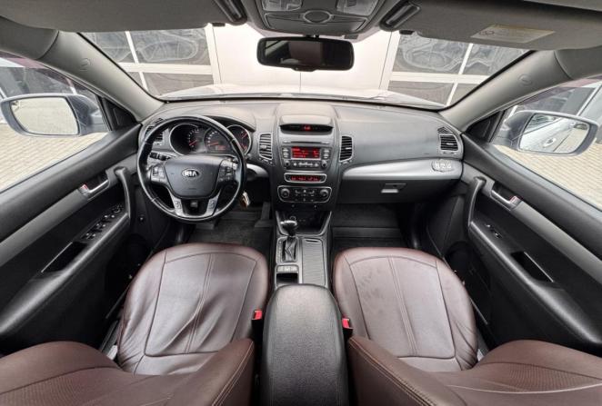 Kia Sorento II Рестайлинг с пробегом 2013 года, цена 1 740 000 рублей, 171364 км, внедорожник, Автокод Объявления