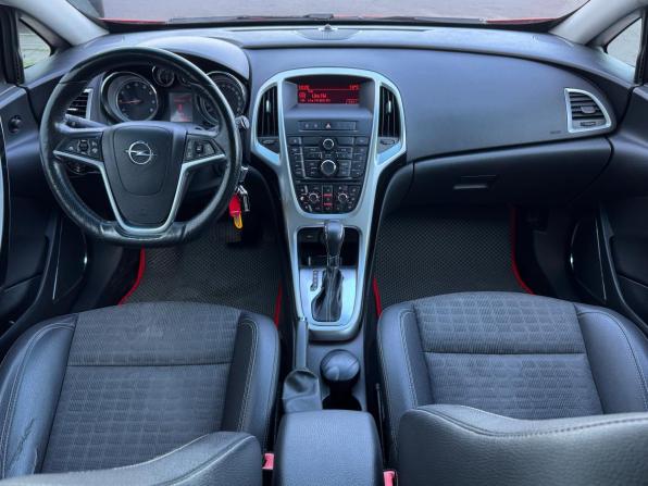 Opel Astra J Рестайлинг с пробегом 2013 года, цена 849 000 рублей, 110964 км, хэтчбек, Автокод Объявления