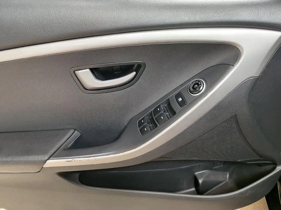 Hyundai i30 II Уфа  - изображение 14