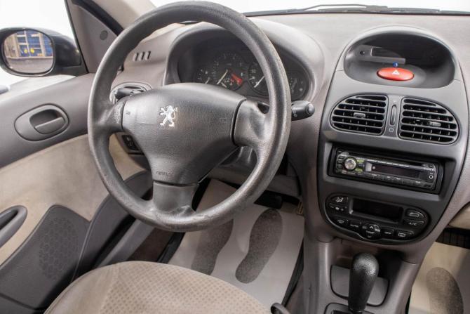 Peugeot 206 с пробегом 2003 года, цена 359 000 рублей, 175000 км, хэтчбек, Автокод Объявления