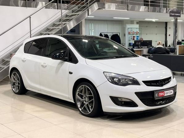 Opel Astra J Рестайлинг с пробегом 2013 года, цена 739 900 рублей, 182000 км, хэтчбек, Автокод Объявления