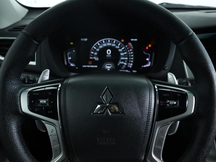 Mitsubishi Montero Sport III Рестайлинг Санкт-Петербург  - изображение 19