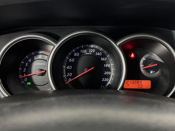 Nissan Tiida I Рестайлинг с пробегом 2012 года, цена 750 000 рублей, 213289 км, хэтчбек, Автокод Объявления