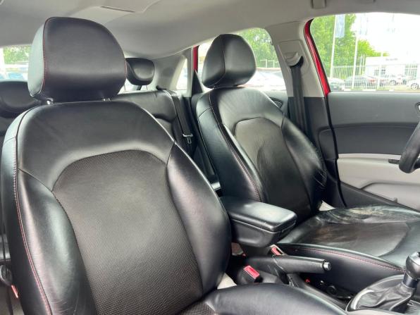 Audi A1 I (8X) с пробегом 2012 года, цена 900 000 рублей, 220870 км, хэтчбек, Автокод Объявления