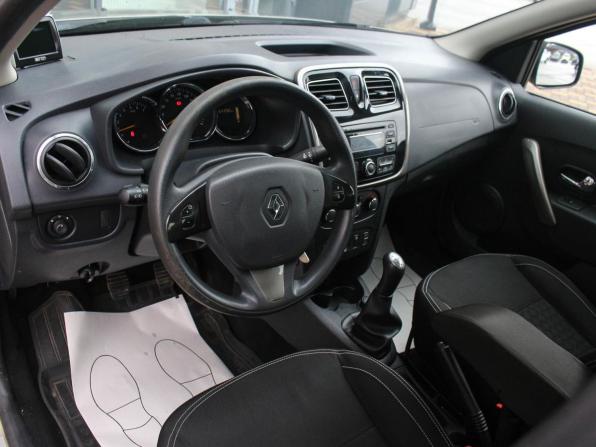 Renault Logan II с пробегом 2014 года, цена 690 000 рублей, 64389 км, седан, Автокод Объявления