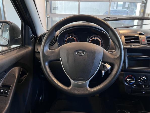Lada (ВАЗ) Granta I Рестайлинг с пробегом 2022 года, цена 455 000 рублей, 131592 км, лифтбек, Автокод Объявления