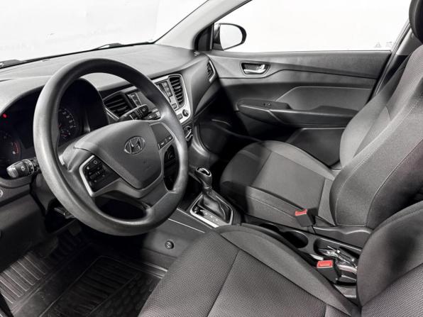 Hyundai Solaris II с пробегом 2018 года, цена 1 195 000 рублей, 144534 км, седан, Автокод Объявления