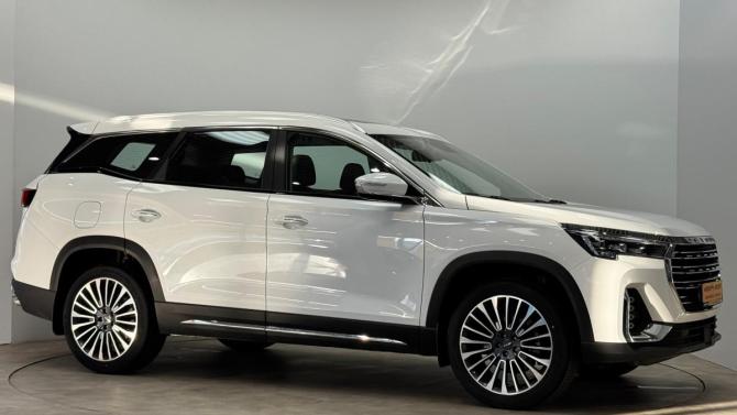 JETOUR X90+ с пробегом 2023 года, цена 2 990 000 рублей, 30519 км, внедорожник, Автокод Объявления