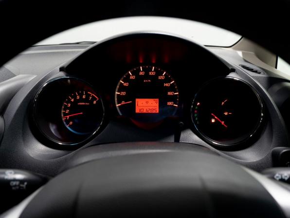 Honda Fit II с пробегом 2012 года, цена 980 000 рублей, 101285 км, хэтчбек, Автокод Объявления