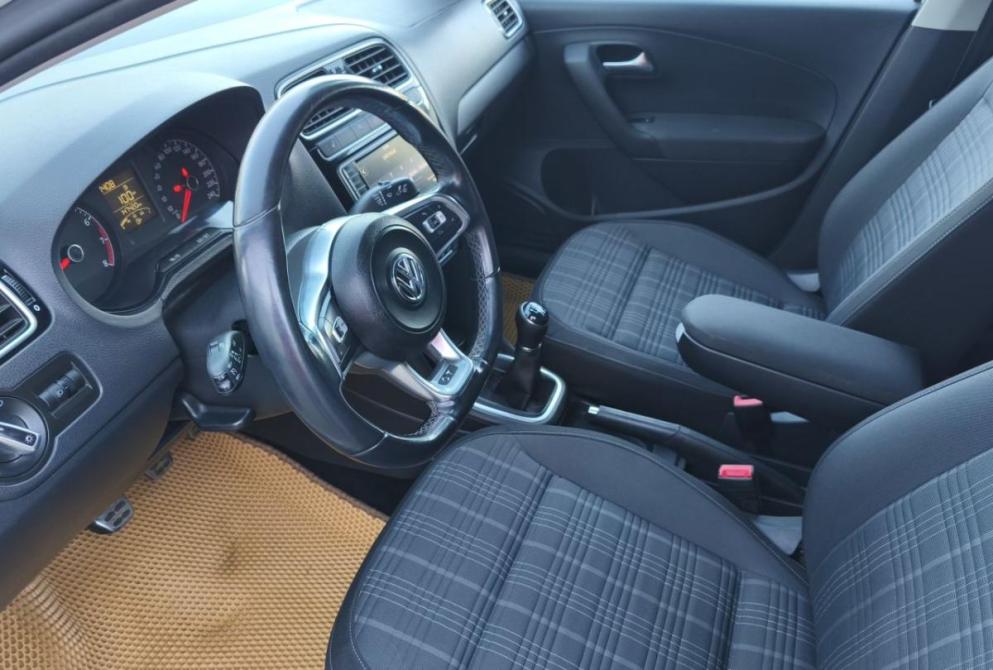 Volkswagen Polo V Рестайлинг Сыктывкар  - изображение 17