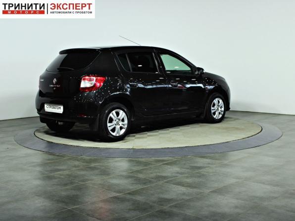 Renault Sandero II с пробегом 2016 года, цена 977 000 рублей, 82738 км, хэтчбек, Автокод Объявления