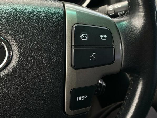 Toyota Land Cruiser 200 Series с пробегом 2011 года, цена 3 345 000 рублей, 227700 км, внедорожник, Автокод Объявления