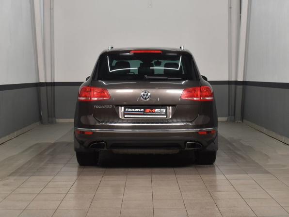 Volkswagen Touareg II Рестайлинг с пробегом 2015 года, цена 2 674 997 рублей, 252497 км, внедорожник, Автокод Объявления