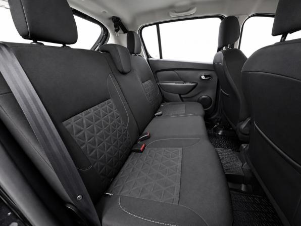 Renault Sandero II с пробегом 2015 года, цена 890 000 рублей, 78203 км, хэтчбек, Автокод Объявления