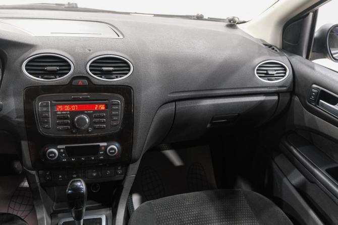 Ford Focus II с пробегом 2007 года, цена 499 000 рублей, 221000 км, седан, Автокод Объявления