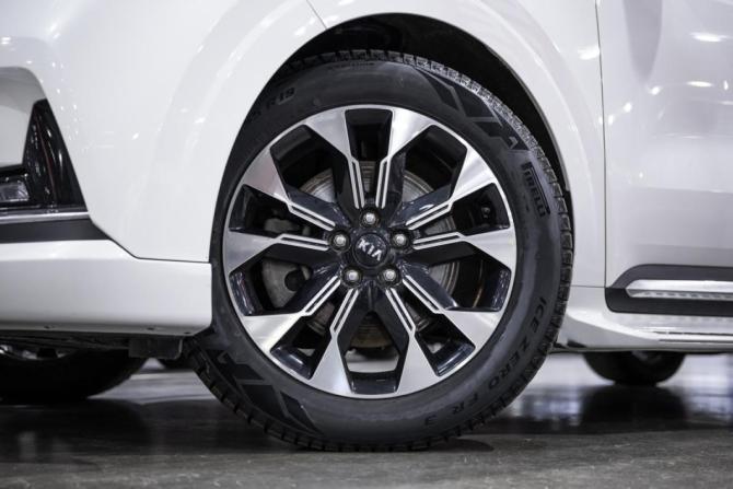 Kia Carnival IV с пробегом 2021 года, цена 4 749 000 рублей, 59481 км, минивэн, Автокод Объявления
