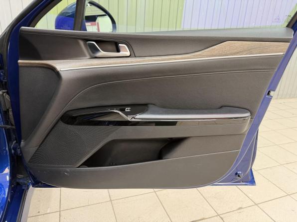 Kia K5 III с пробегом 2021 года, цена 2 899 000 рублей, 60286 км, седан, Автокод Объявления