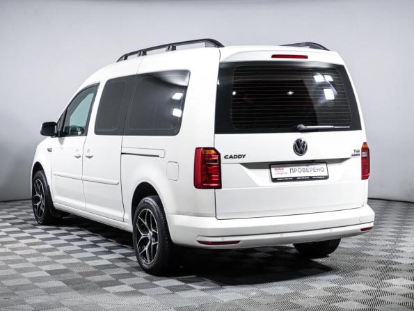 Volkswagen Caddy IV с пробегом 2017 года, цена 1 750 000 рублей, 137393 км, компактвэн, Автокод Объявления