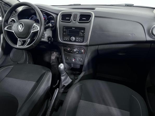 Renault Sandero II Рестайлинг с пробегом 2020 года, цена 1 130 000 рублей, 67556 км, хэтчбек, Автокод Объявления