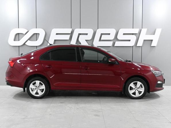 Skoda Rapid II с пробегом 2021 года, цена 1 199 000 рублей, 212602 км, лифтбек, Автокод Объявления