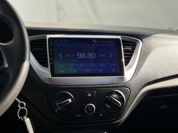 Hyundai Solaris II Рестайлинг с пробегом 2021 года, цена 1 650 000 рублей, 59773 км, седан, Автокод Объявления