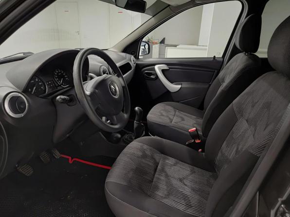 Renault Logan I Рестайлинг с пробегом 2014 года, цена 609 000 рублей, 96017 км, седан, Автокод Объявления