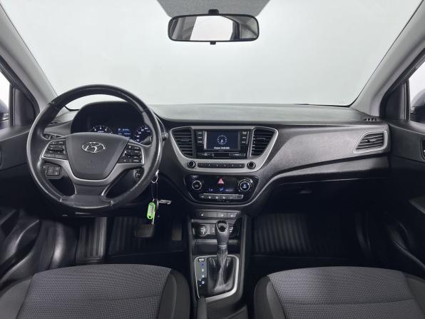 Hyundai Solaris II с пробегом 2017 года, цена 1 159 000 рублей, 177117 км, седан, Автокод Объявления