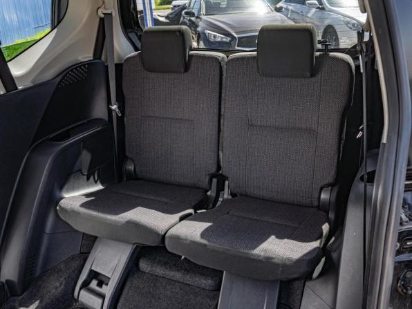 Toyota Sienta II Рестайлинг с пробегом 2019 года, цена 1 480 000 рублей, 66937 км, компактвэн, Автокод Объявления