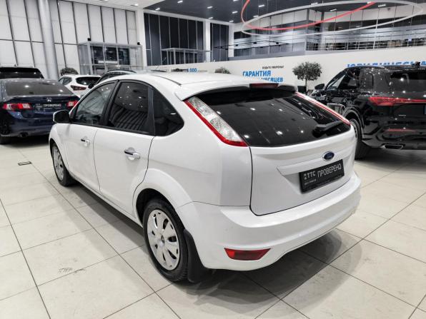 Ford Focus II Рестайлинг с пробегом 2011 года, цена 499 000 рублей, 270691 км, хэтчбек, Автокод Объявления