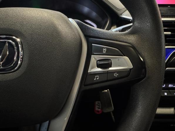 Changan Alsvin с пробегом 2023 года, цена 1 049 000 рублей, 34000 км, седан, Автокод Объявления