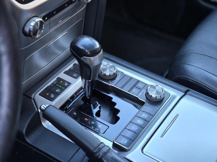 Toyota Land Cruiser 200 Series Рестайлинг 2 Санкт-Петербург  - изображение 12