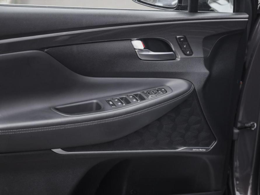 Hyundai Santa Fe IV Рестайлинг Санкт-Петербург  - изображение 25