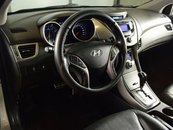 Hyundai Elantra V (MD) с пробегом 2012 года, цена 957 999 рублей, 151163 км, седан, Автокод Объявления