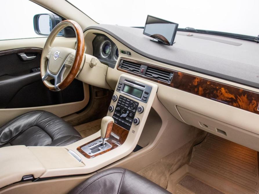 Volvo XC70 II Москва  - изображение 10