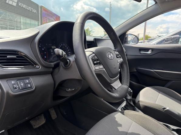 Hyundai Solaris II Рестайлинг с пробегом 2020 года, цена 1 520 000 рублей, 90009 км, седан, Автокод Объявления